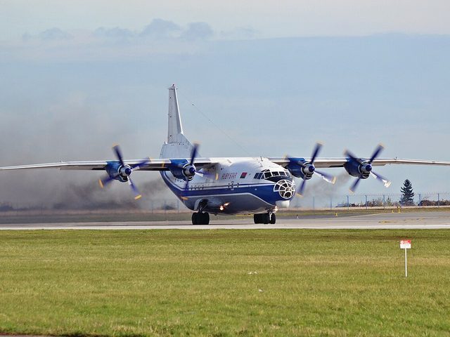 Antonov An-12 (AN12)