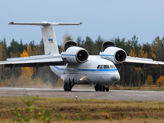 Antonov An-74-100/200 (AN72)