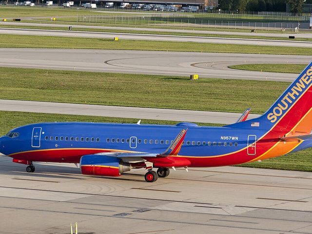 Boeing 737-700 (B737)