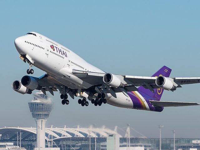Boeing 747-400 (B744)