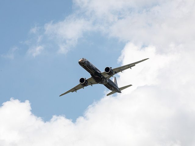 Embraer 195-E2 (E295)