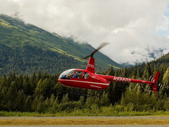Robinson R44 (R44)